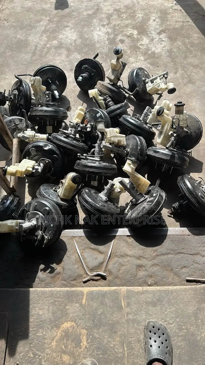 Toyota Camry Brake Pot