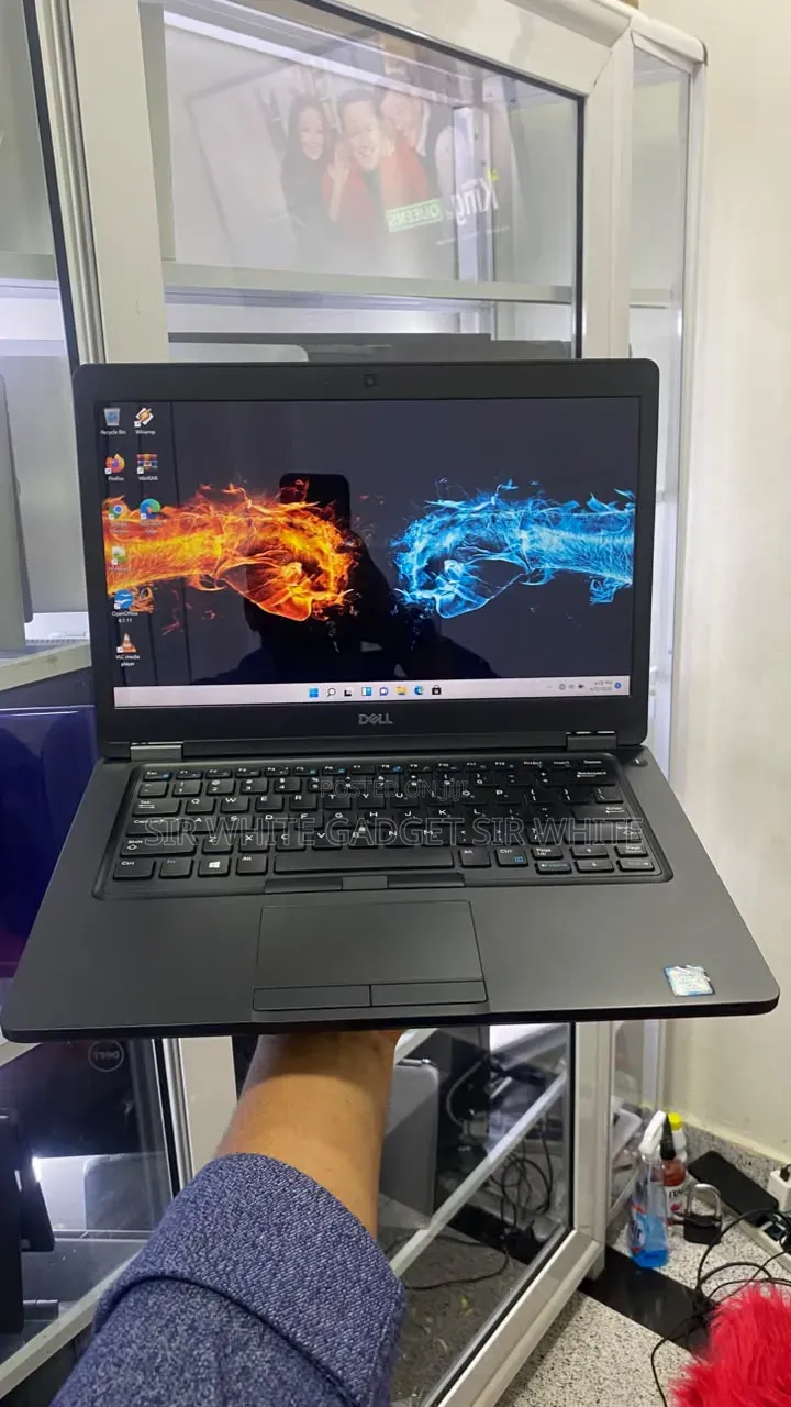 Laptop Dell Latitude 5490 16GB Intel Core i5 SSD 256GB