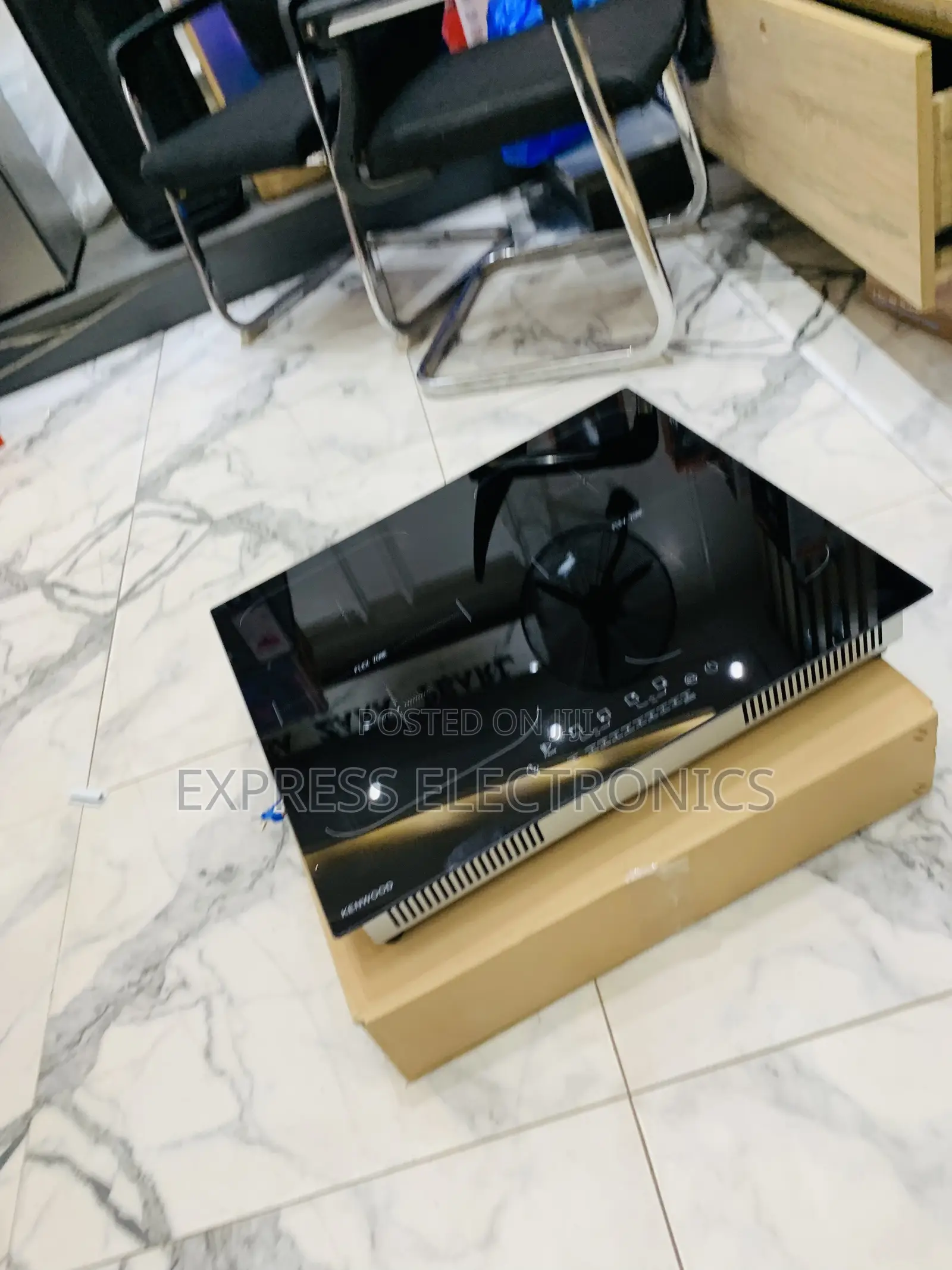 Get a New Black 4burner All Electric Kenwood Cooker Built In