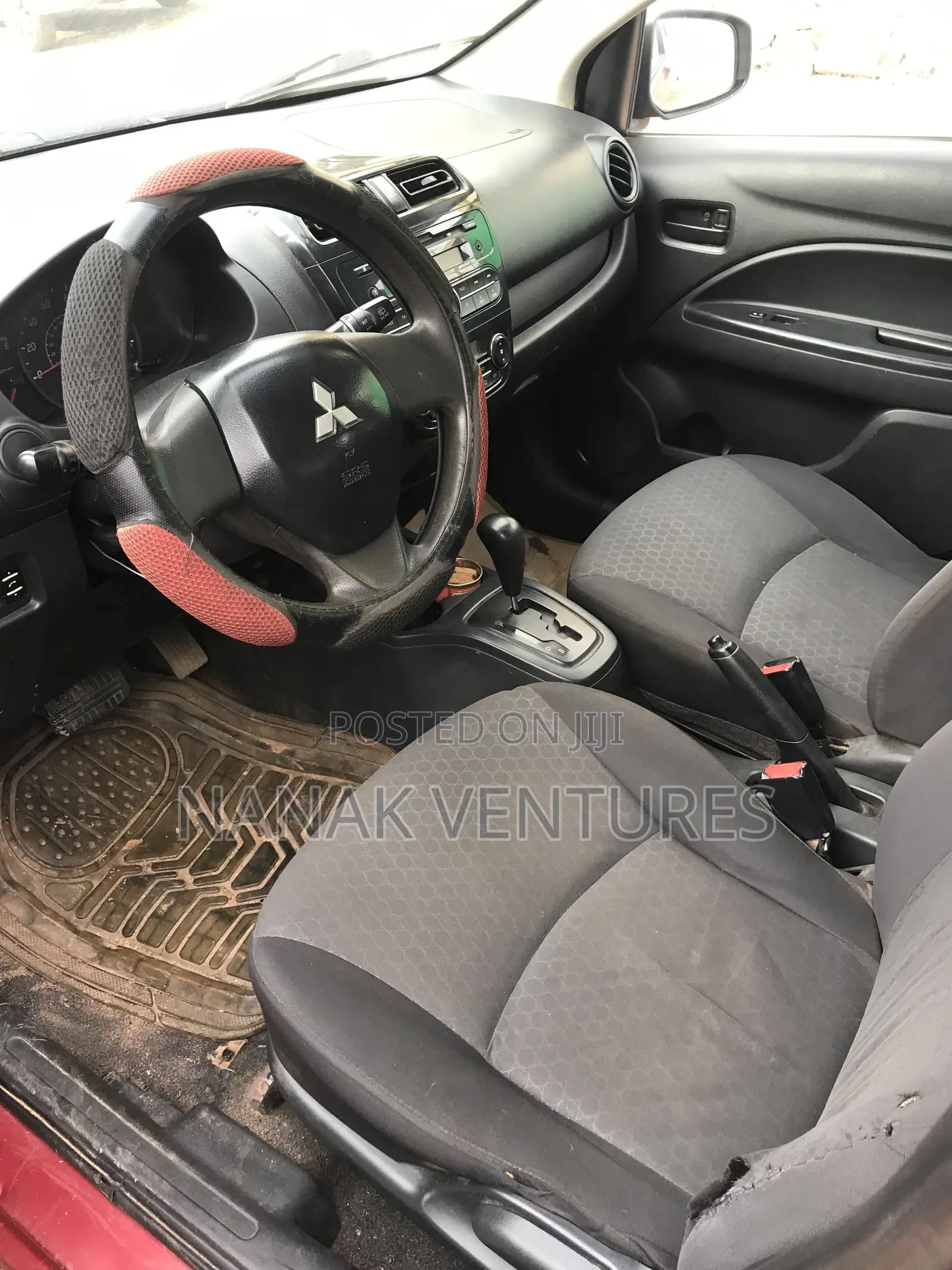 Mitsubishi Mirage SE 2017 Red