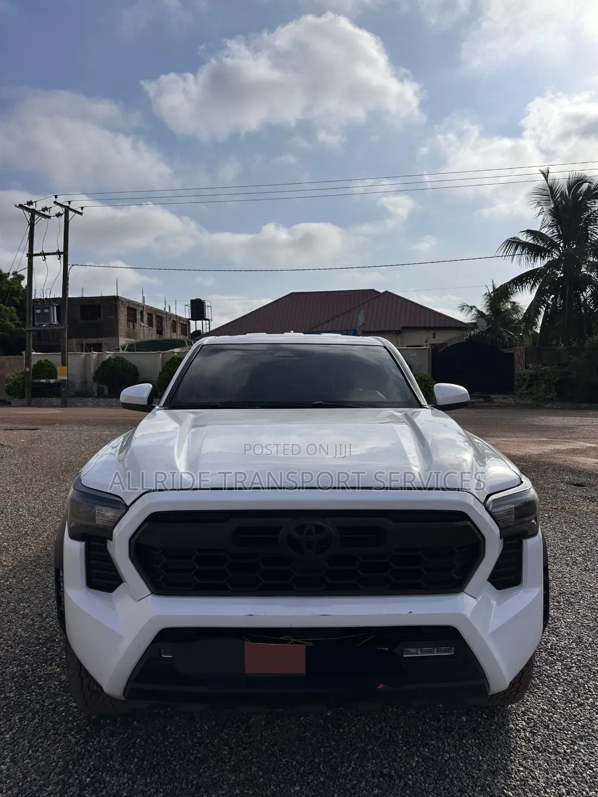 Toyota Tacoma 2024 White