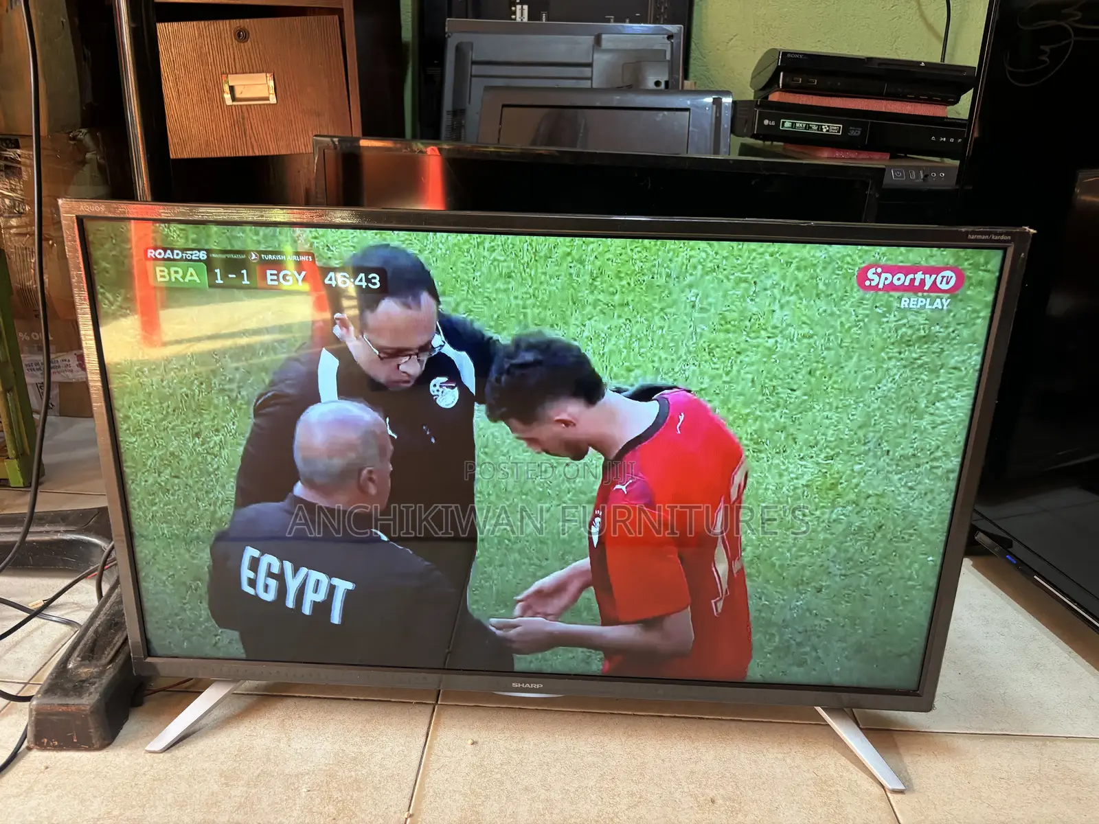 Sharp 32 Inches Smart/Youtube/Digital Satellite Tv