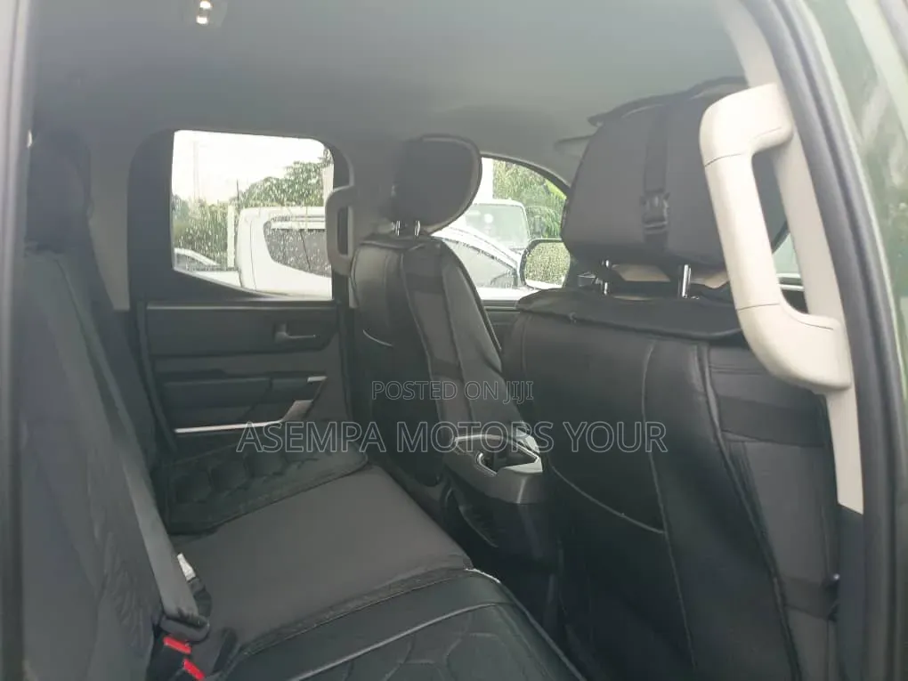 Toyota Tundra SR5 2022 Green