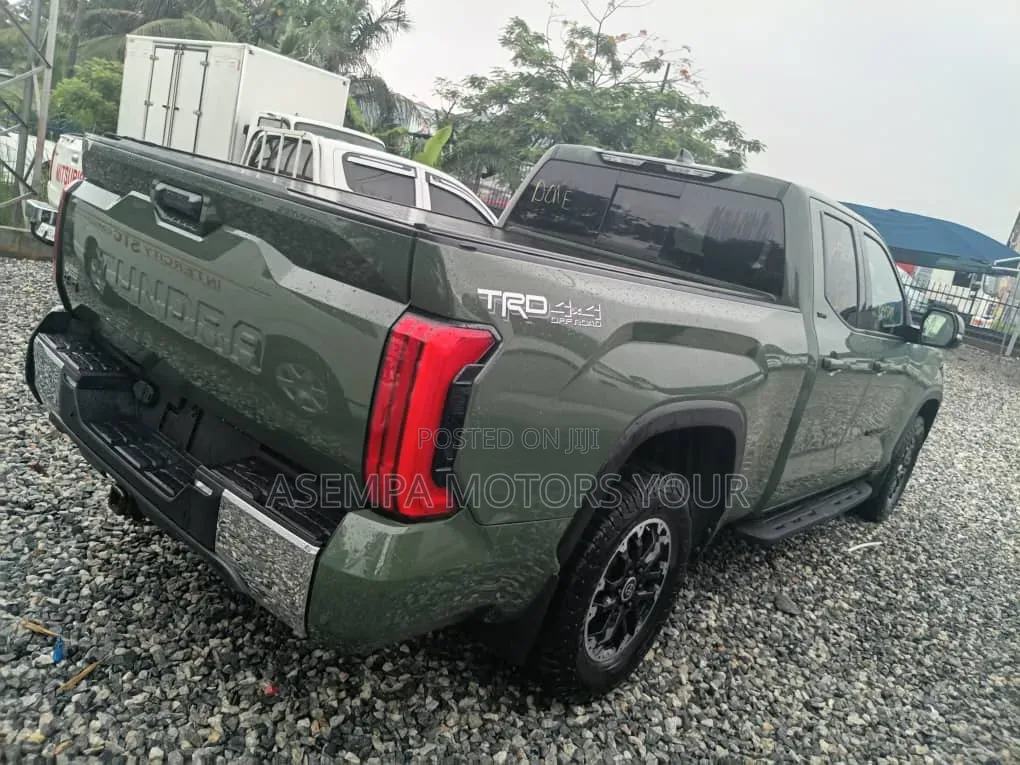 Toyota Tundra SR5 2022 Green