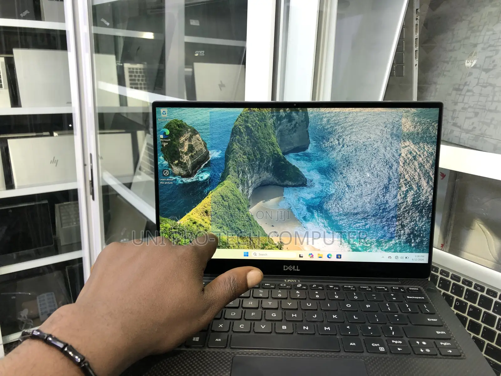 New Laptop Dell XPS 13 16GB Intel Core i7 SSD 512GB