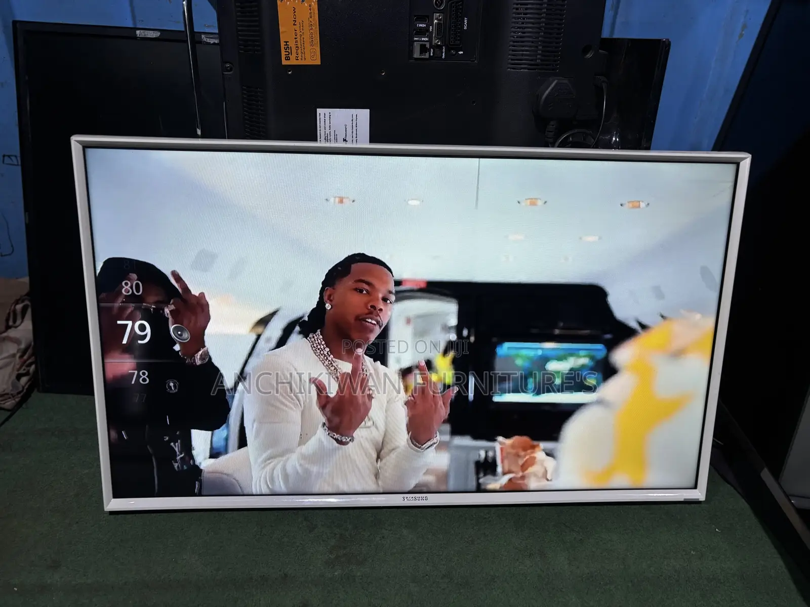 Samsung 32 Inch Smart,Digital Satellite,Youtube,Netflix Tv