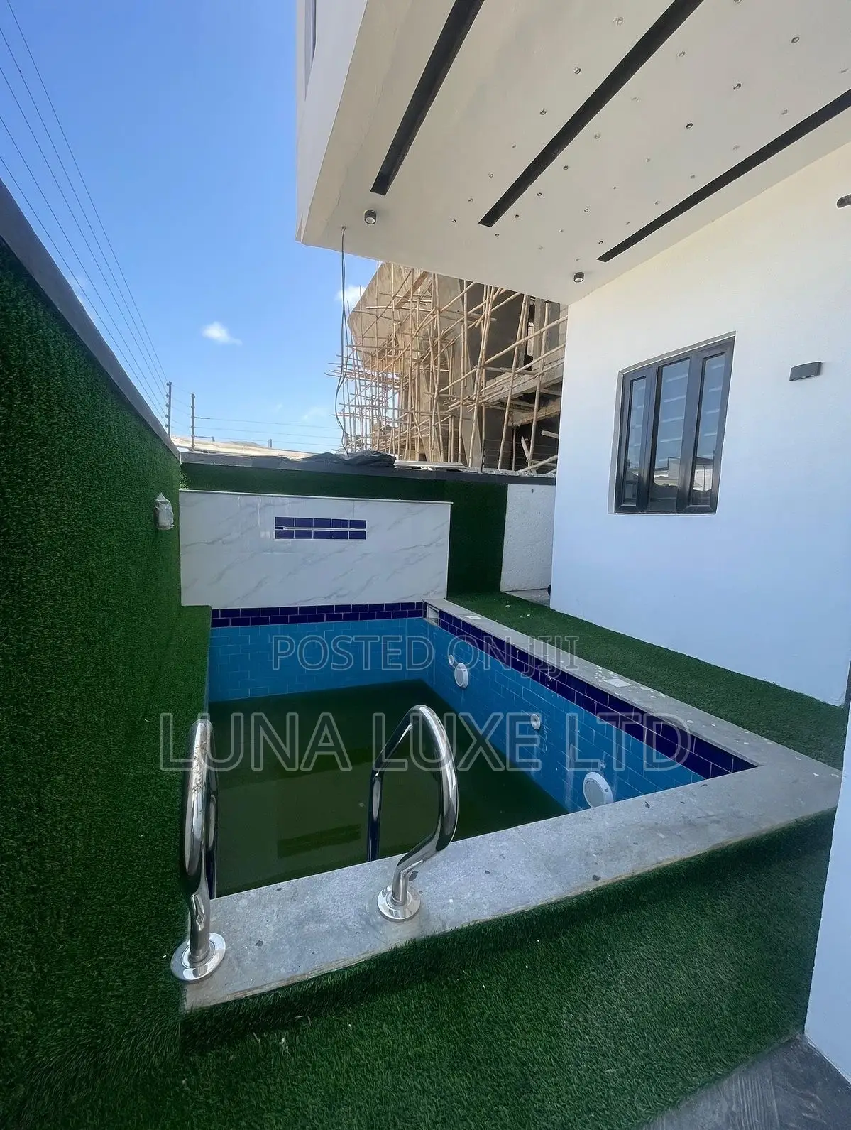 Professional Swimming Pool Construction | Accra | Luna Construction