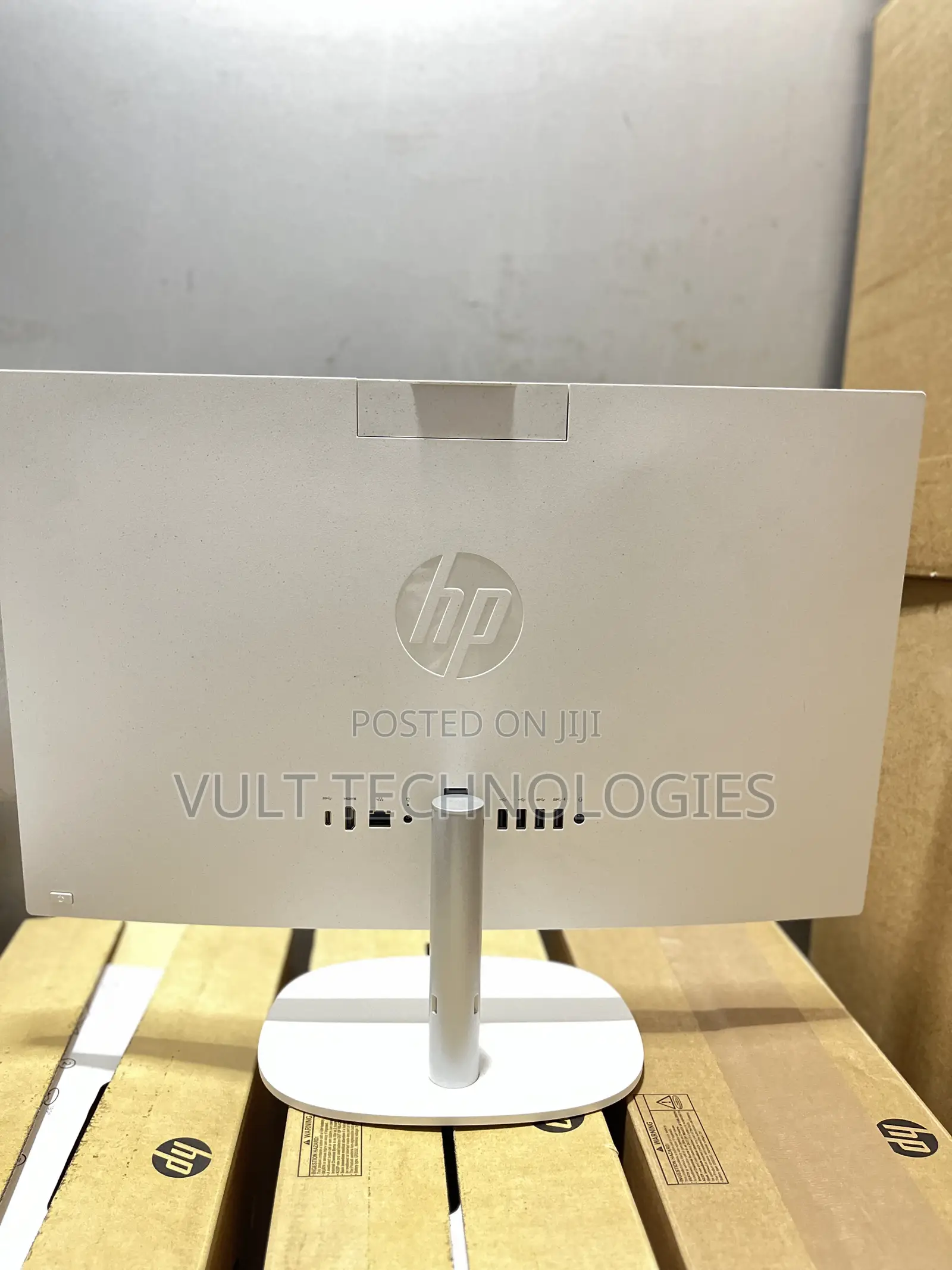 New Desktop Computer HP AiO 22 8GB Intel Core i5 SSD 512GB