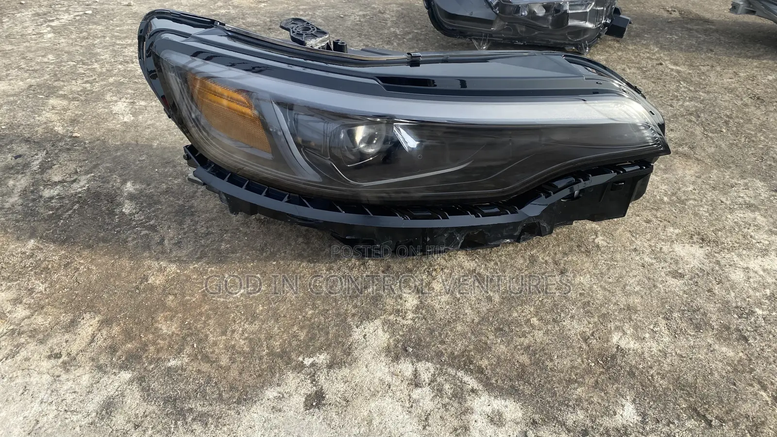 Jeep Grand Cherokee 2023 Headlight