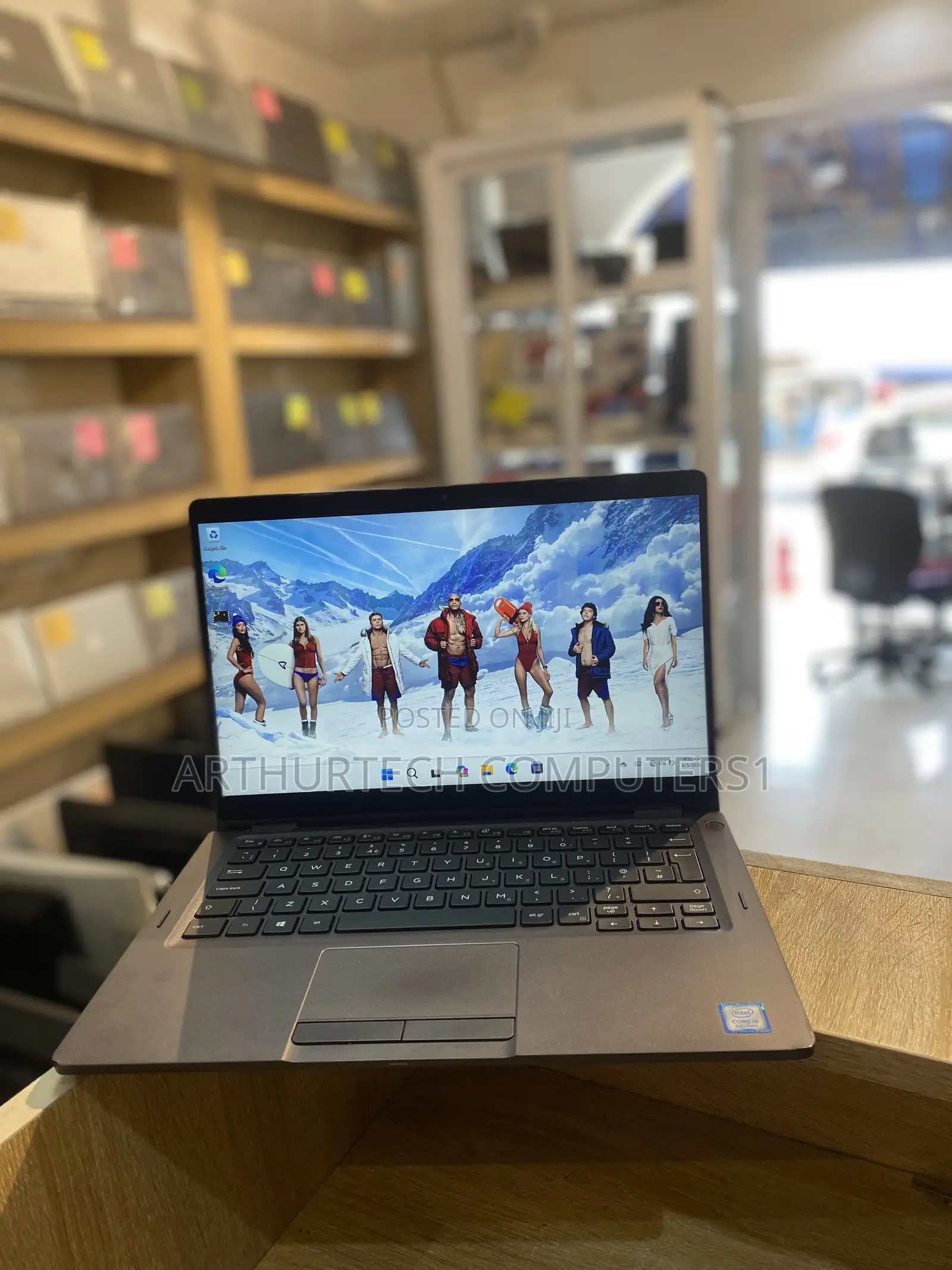 Laptop Dell Latitude 5300 8GB Intel Core i5 SSD 256GB