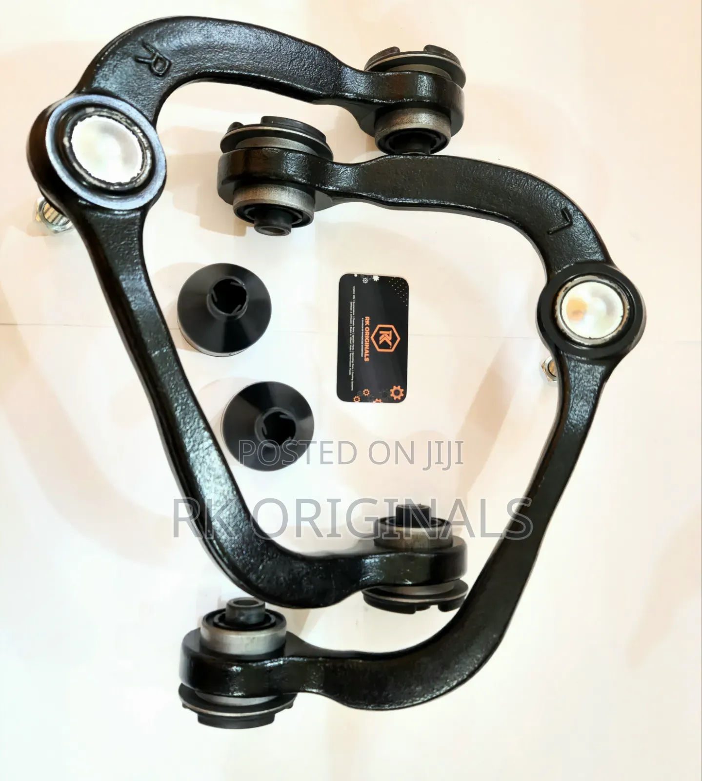 04-20/Expedition 06-22 Motorcraft Upper Control Arm Pair Usa