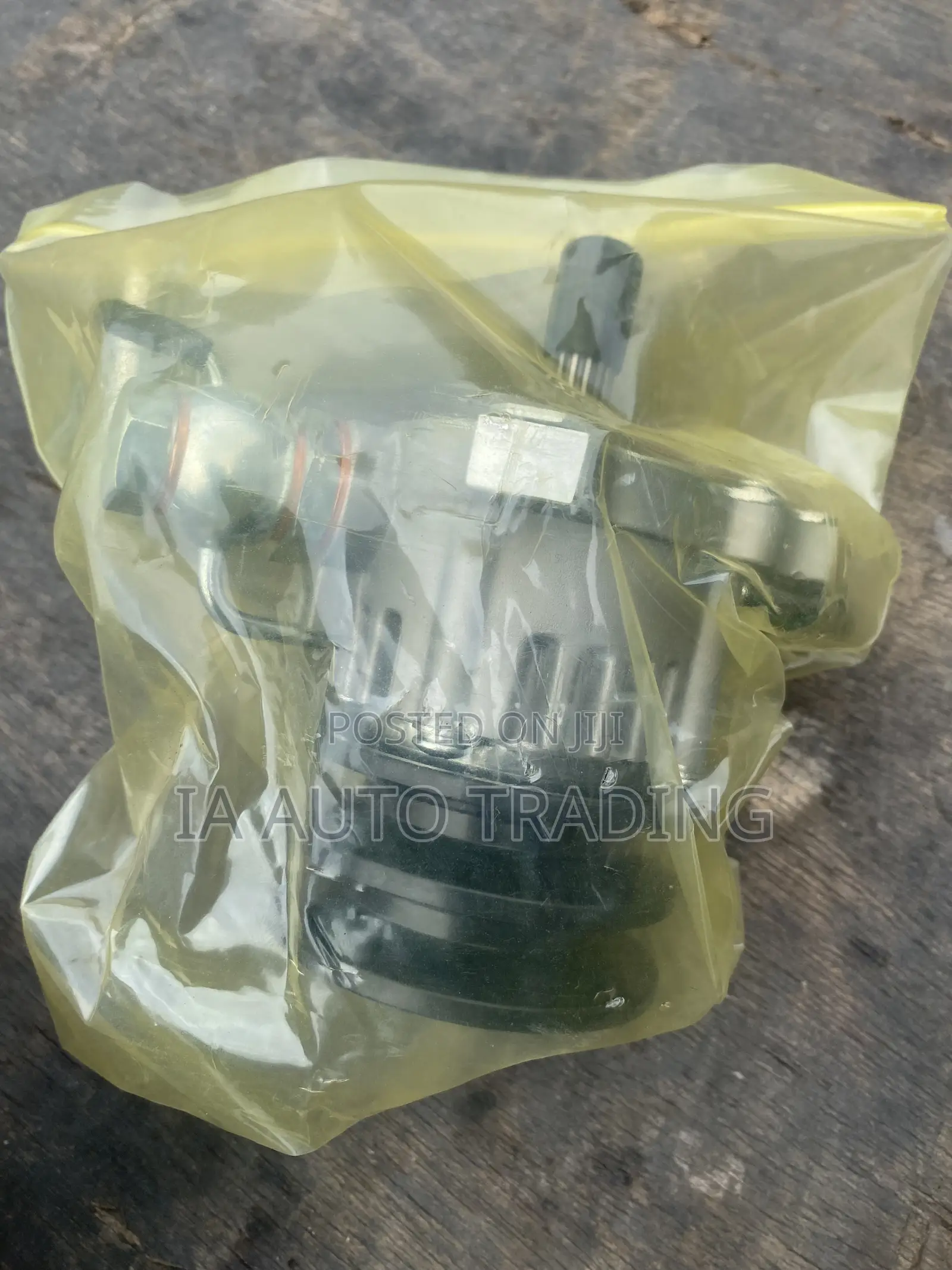 Toyota Hilux Hiace Fish Alternator Pump