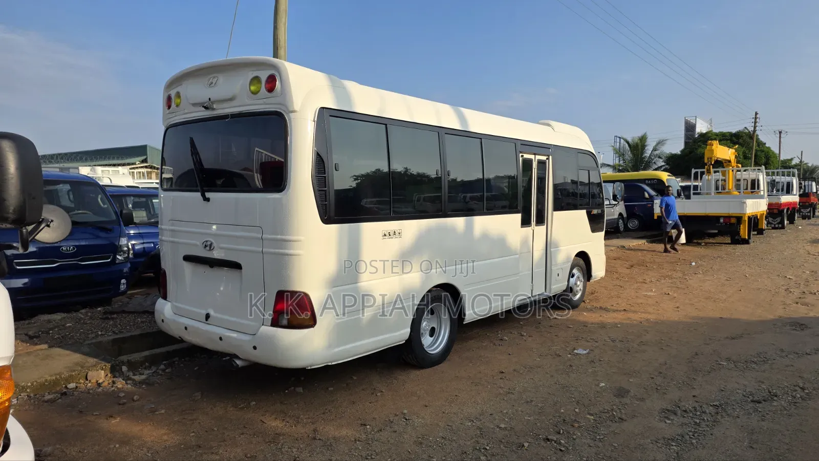 Hyundai County 2015 White
