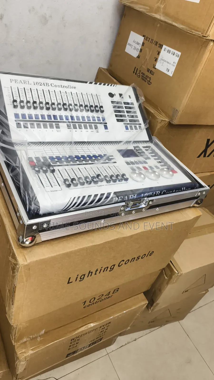 Pearl DMX Console