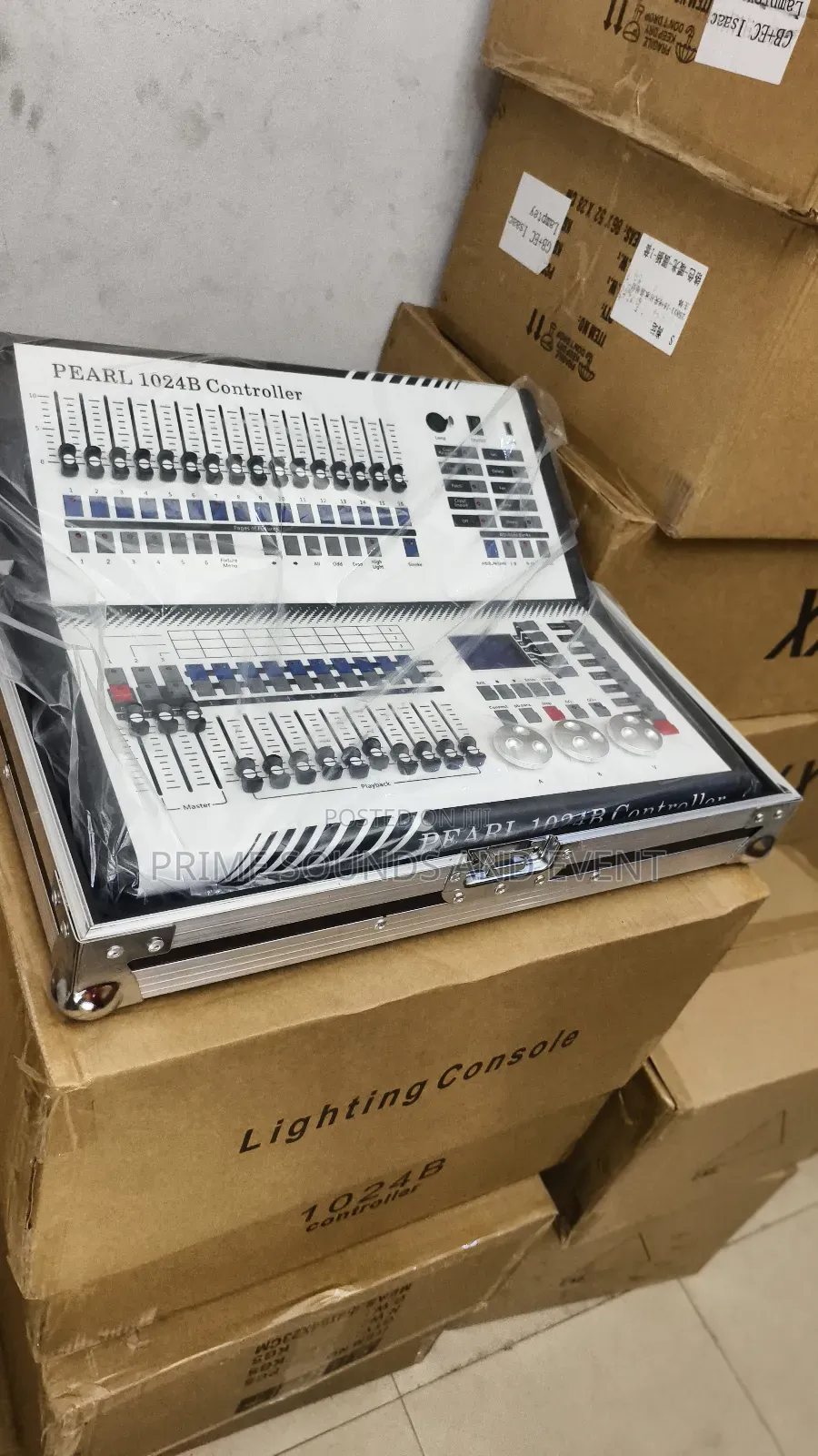 Pearl DMX Console