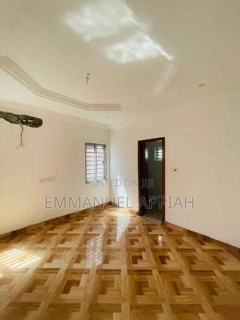 Furnished 6bdrm House in Ablekuma for sale