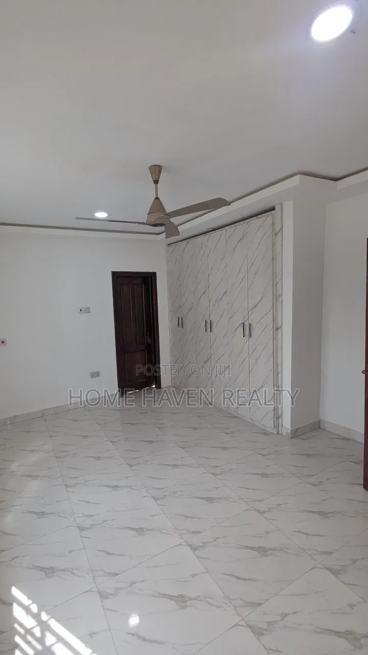 4bdrm House in Atomic Down, Kwabenya for sale