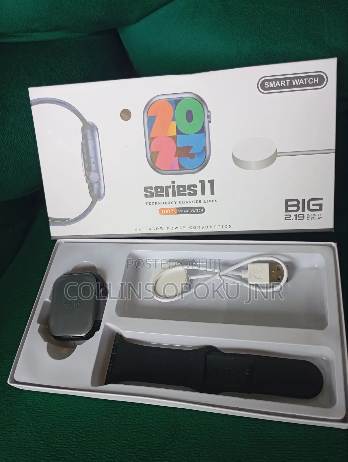 Smart Watch Series 11 Big Display Bluetooth Call Fitness Watch - Black