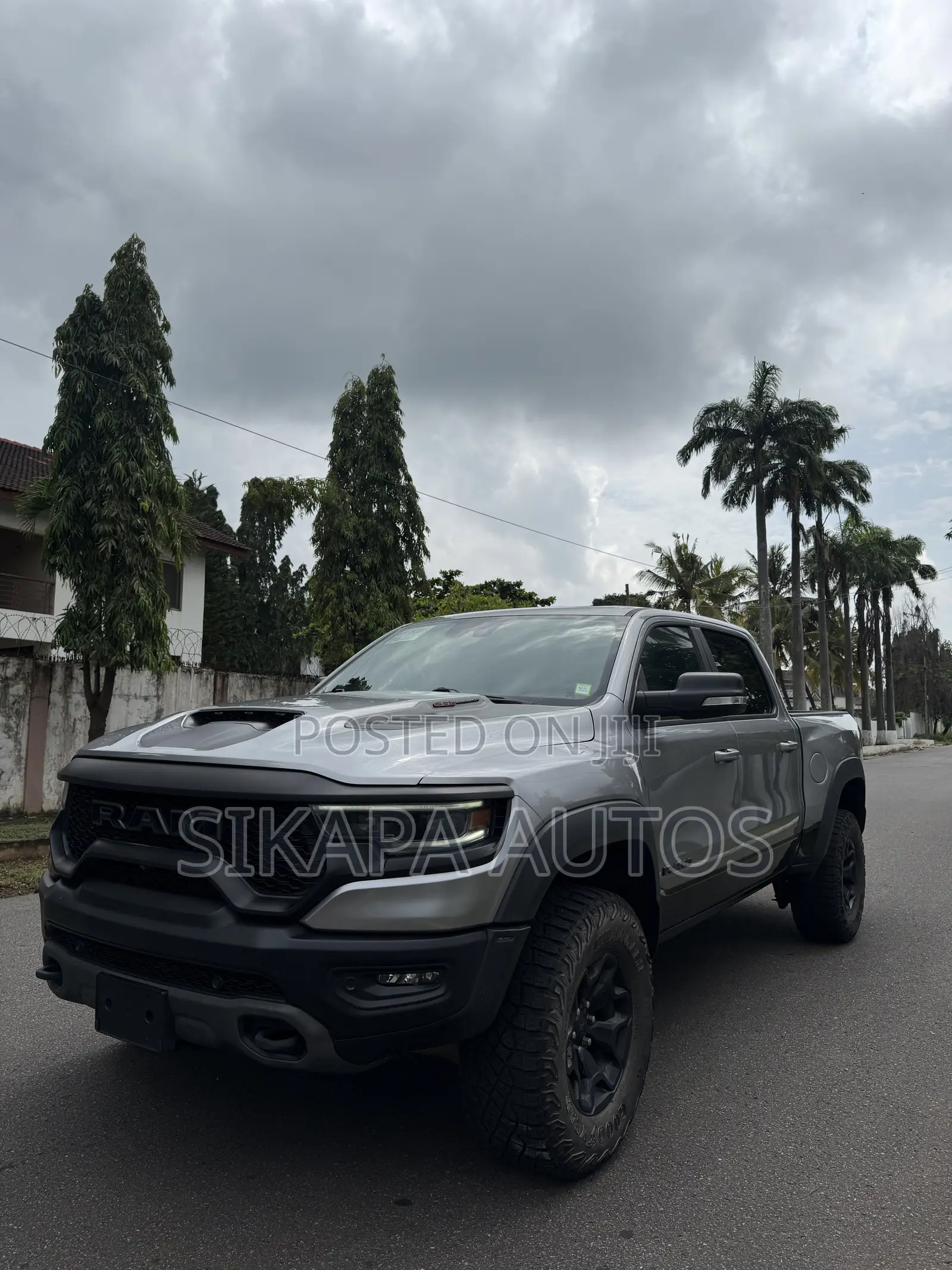 Dodge RAM 1500 6.2 Petrol AWD 2022 Gray