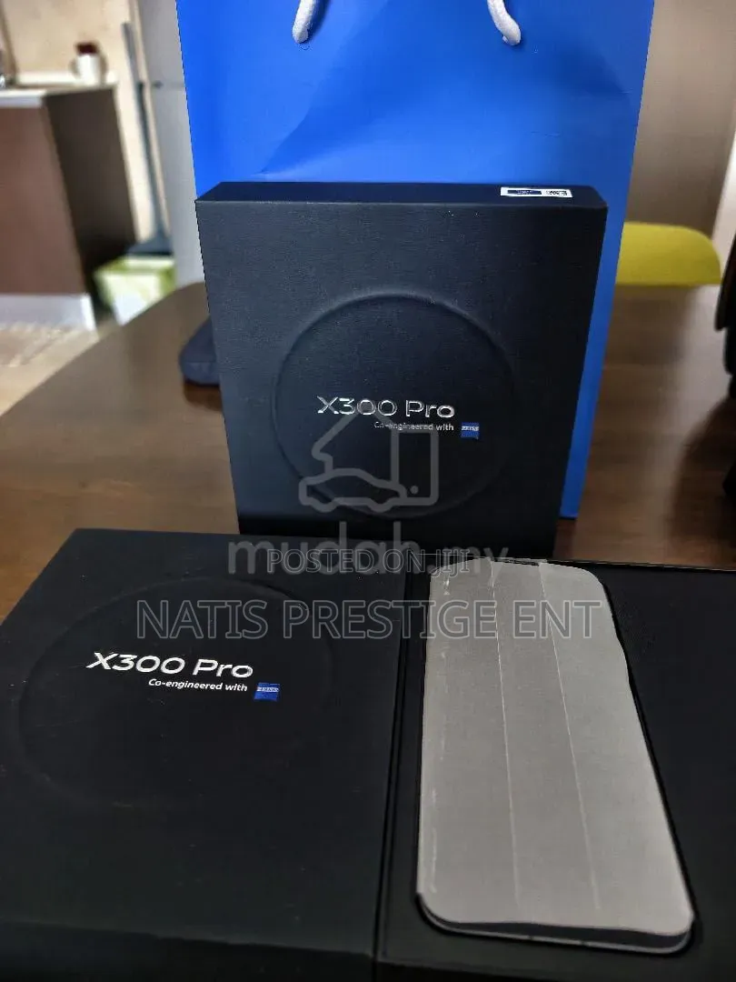 New Vivo X300 Ultra 512 GB Black
