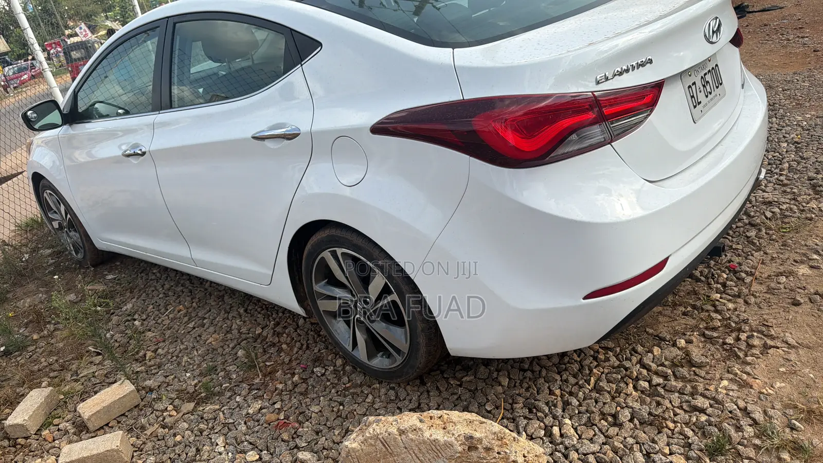 Hyundai Elantra Limited 4dr Sedan (1.8L 4cyl 6A) 2014 White