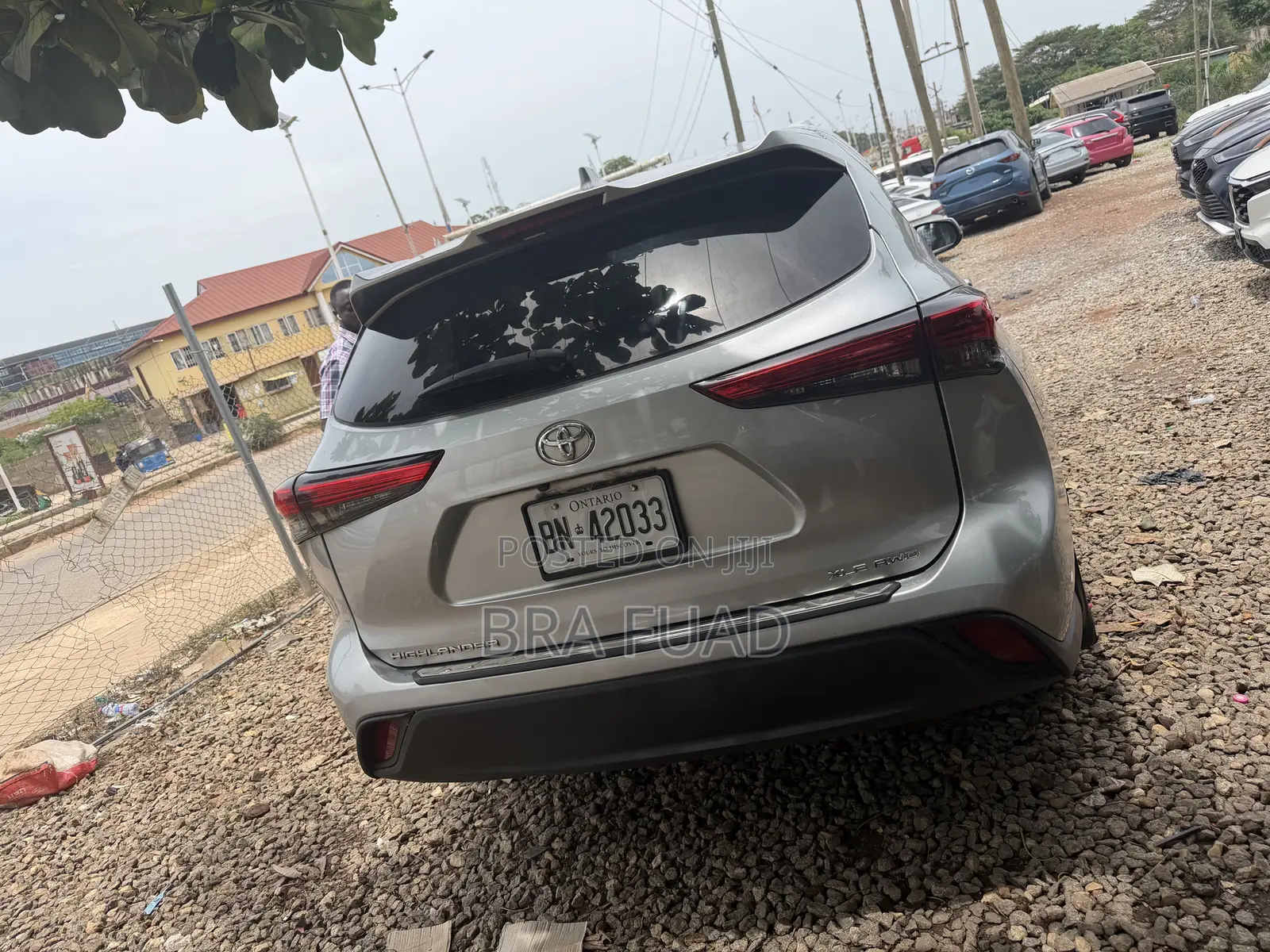 Toyota Highlander XLE 2022 Silver
