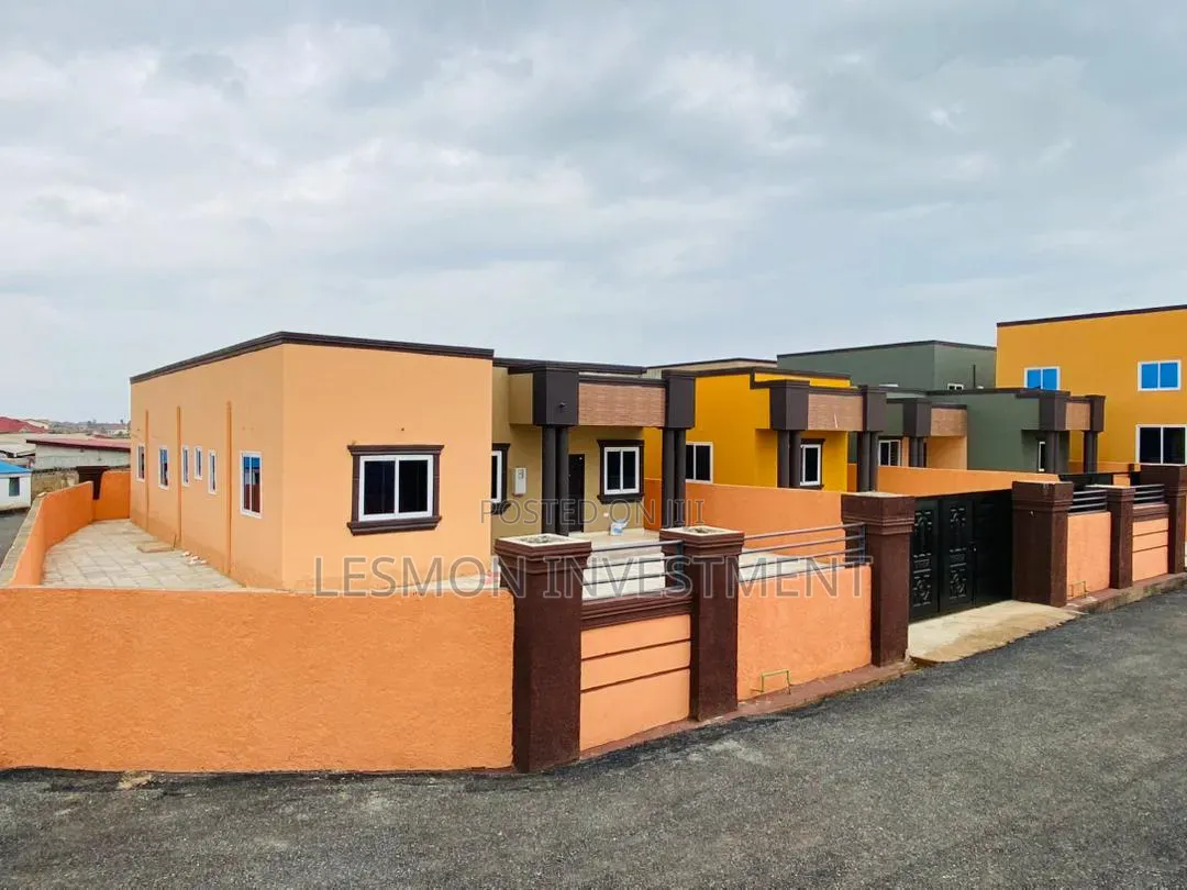 3bdrm House in Baatsona Total for sale