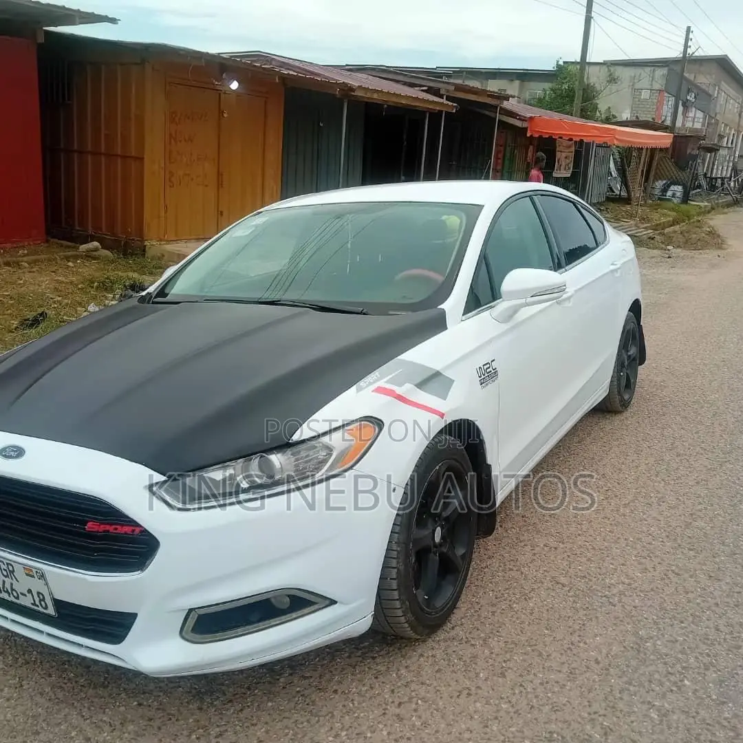 Ford Fusion S 4dr Sedan (2.5L 4cyl 6A) 2014 White