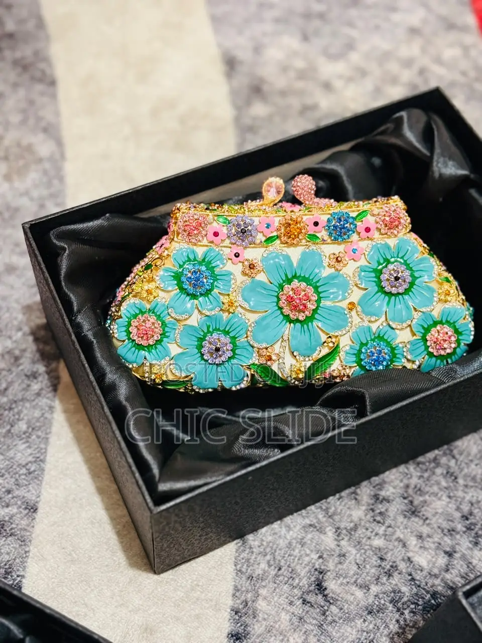 Luxury Floral Beaded Clutch Purse