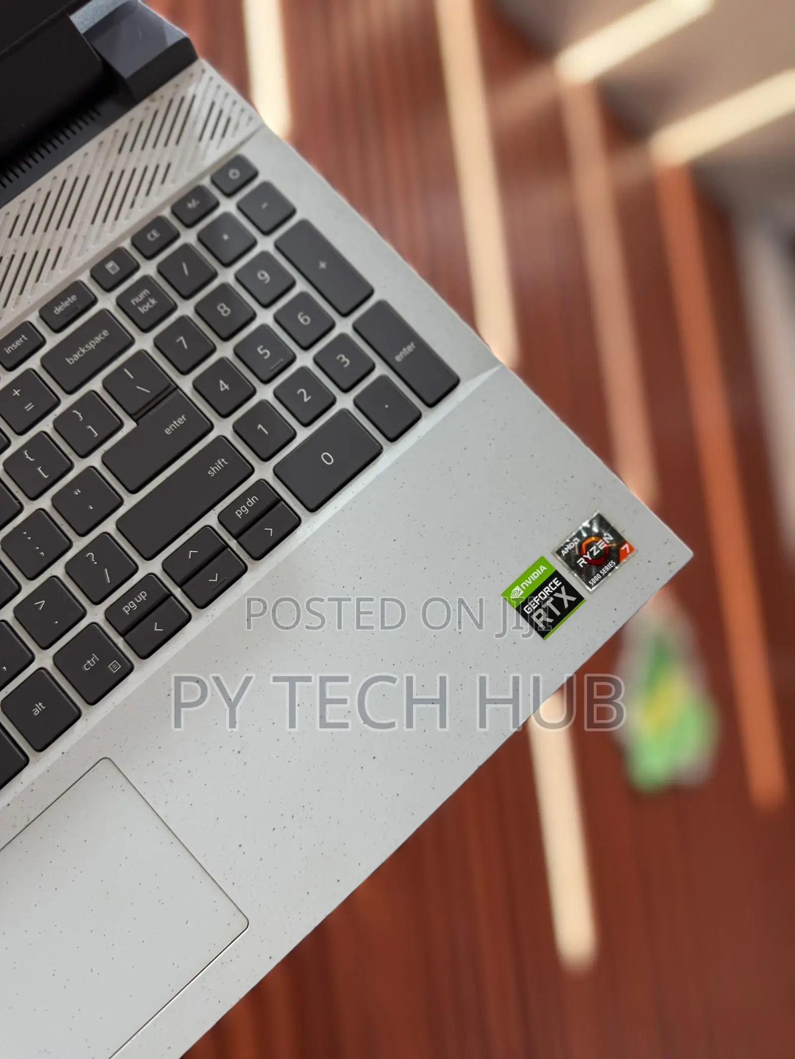 Laptop Dell G15 5535 16GB AMD Ryzen 7 SSD 512GB