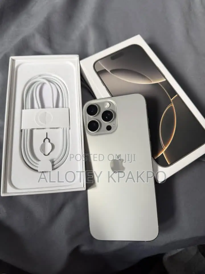 Apple iPhone 15 Pro Max 256 GB Silver
