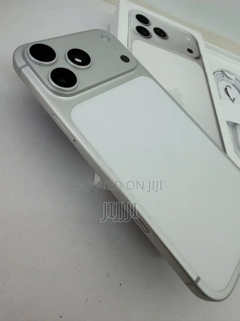 Apple iPhone 17 Pro Max 256 GB Silver