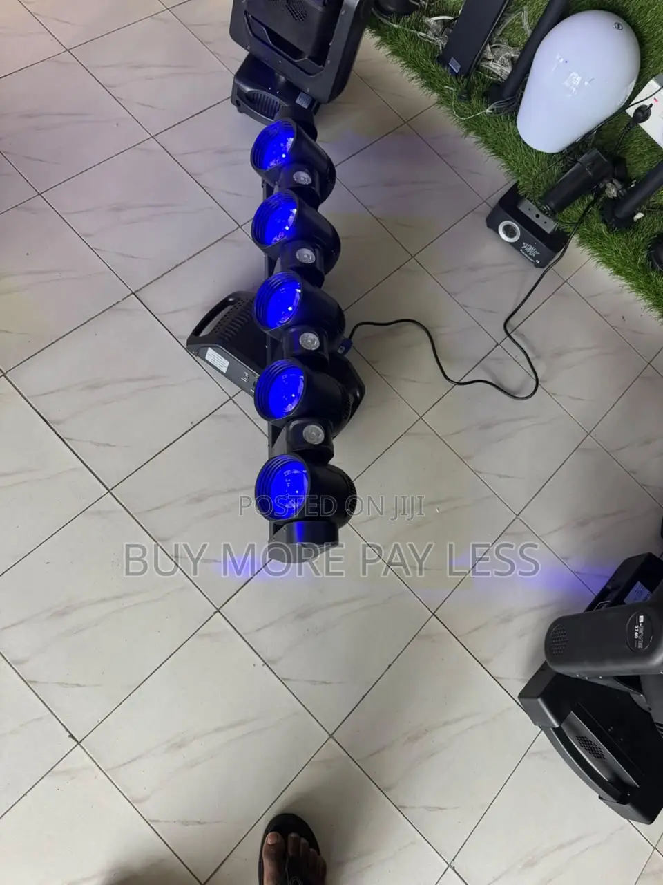 Vshow Tb5 Tornado Led Moving Bar Light