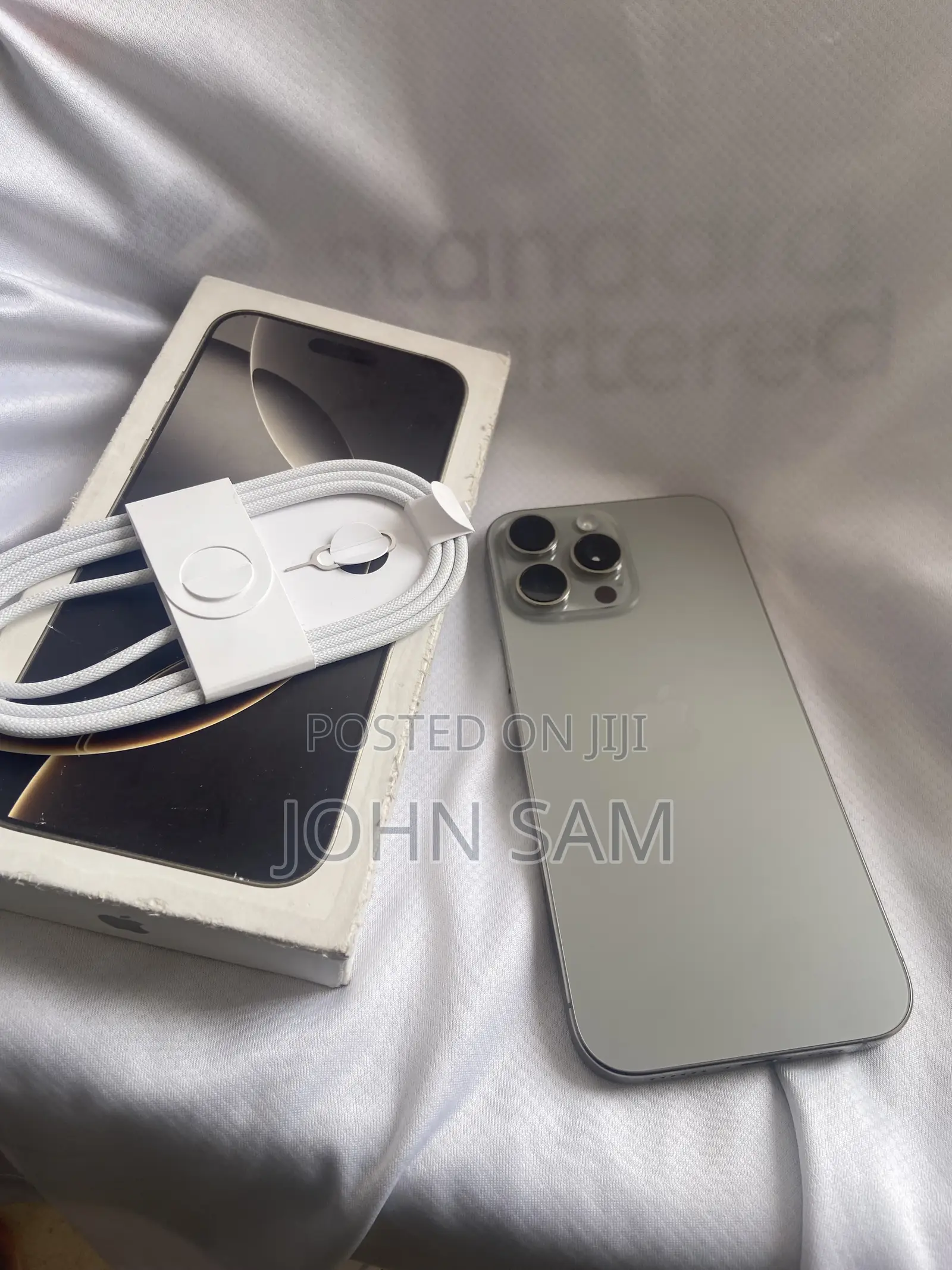 Apple iPhone 16 Pro Max 256 GB Silver