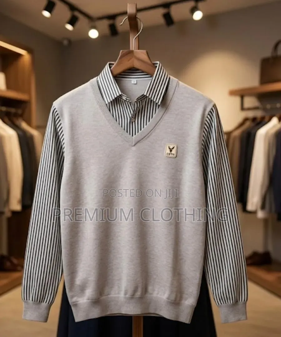 Quarter Button Club T