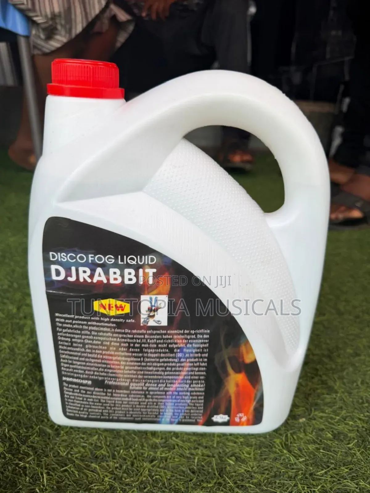 Djrabbit Disco Fog Liquid in a 4.5kg Container.