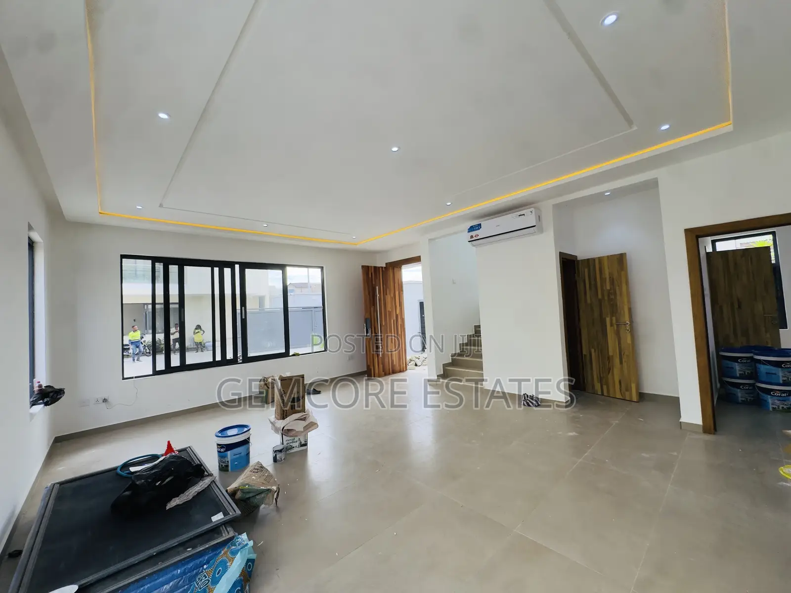 4bdrm Townhouse / Terrace in East Legon for rent