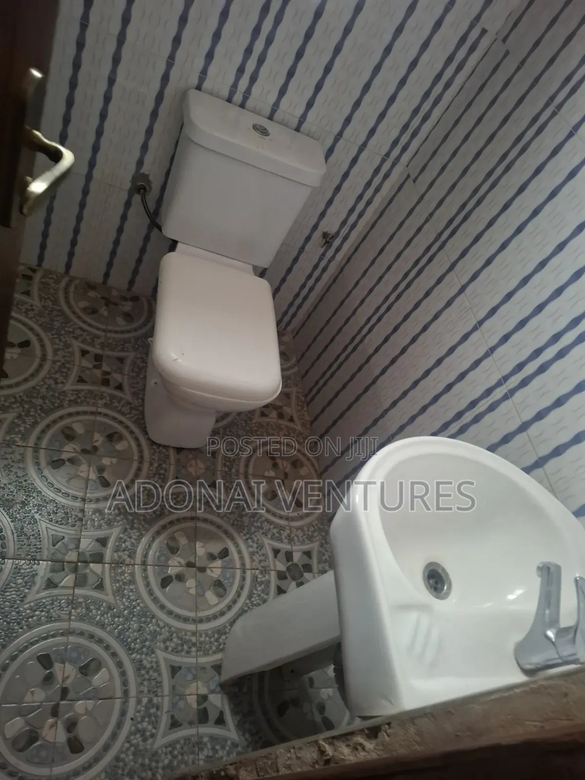 2bdrm Apartment in Daban, Kumasi Metropolitan for rent