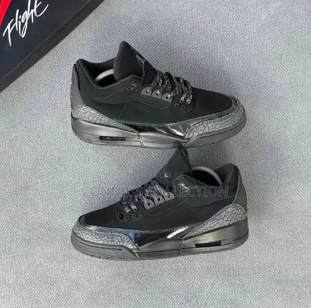 Black Nike Air Jordan Iii Sneakers