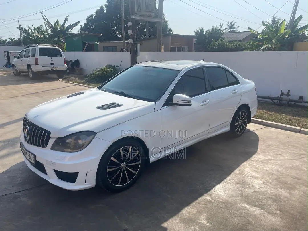 Mercedes-Benz C250 2014 White