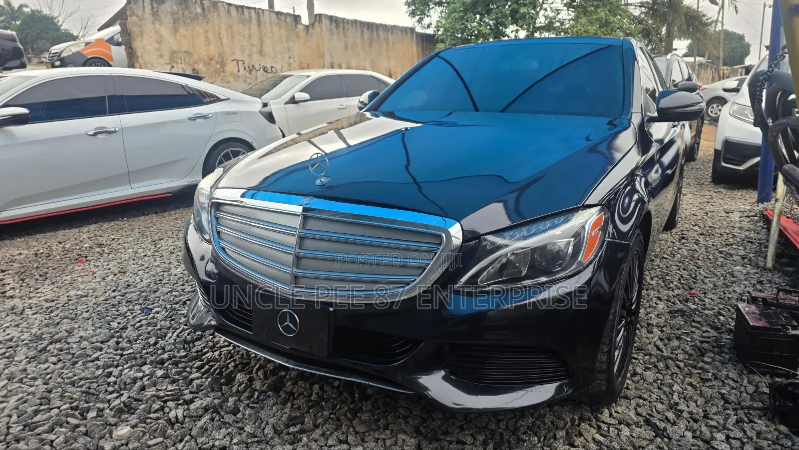 Mercedes-Benz C300 2016 Black