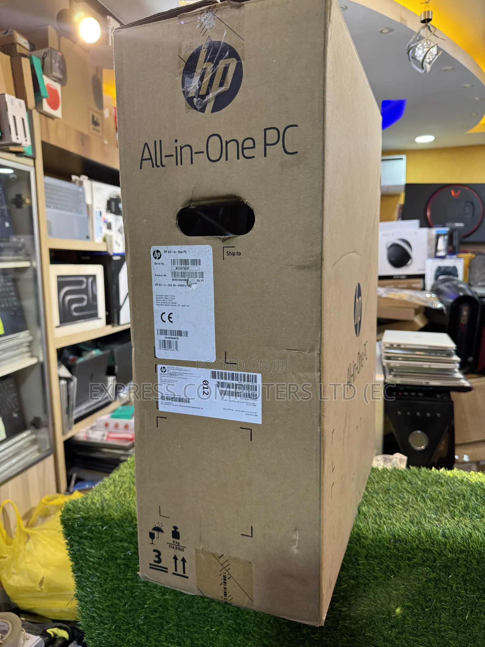 New Desktop Computer HP AiO 24 8GB AMD SSD 256GB