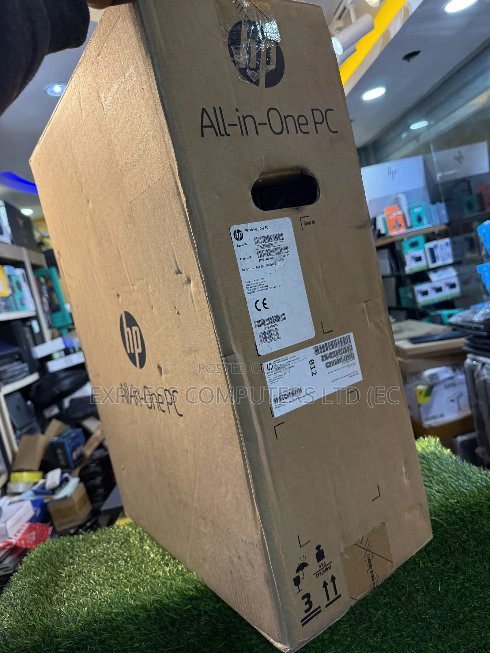 New Desktop Computer HP AiO 24 8GB AMD SSD 256GB