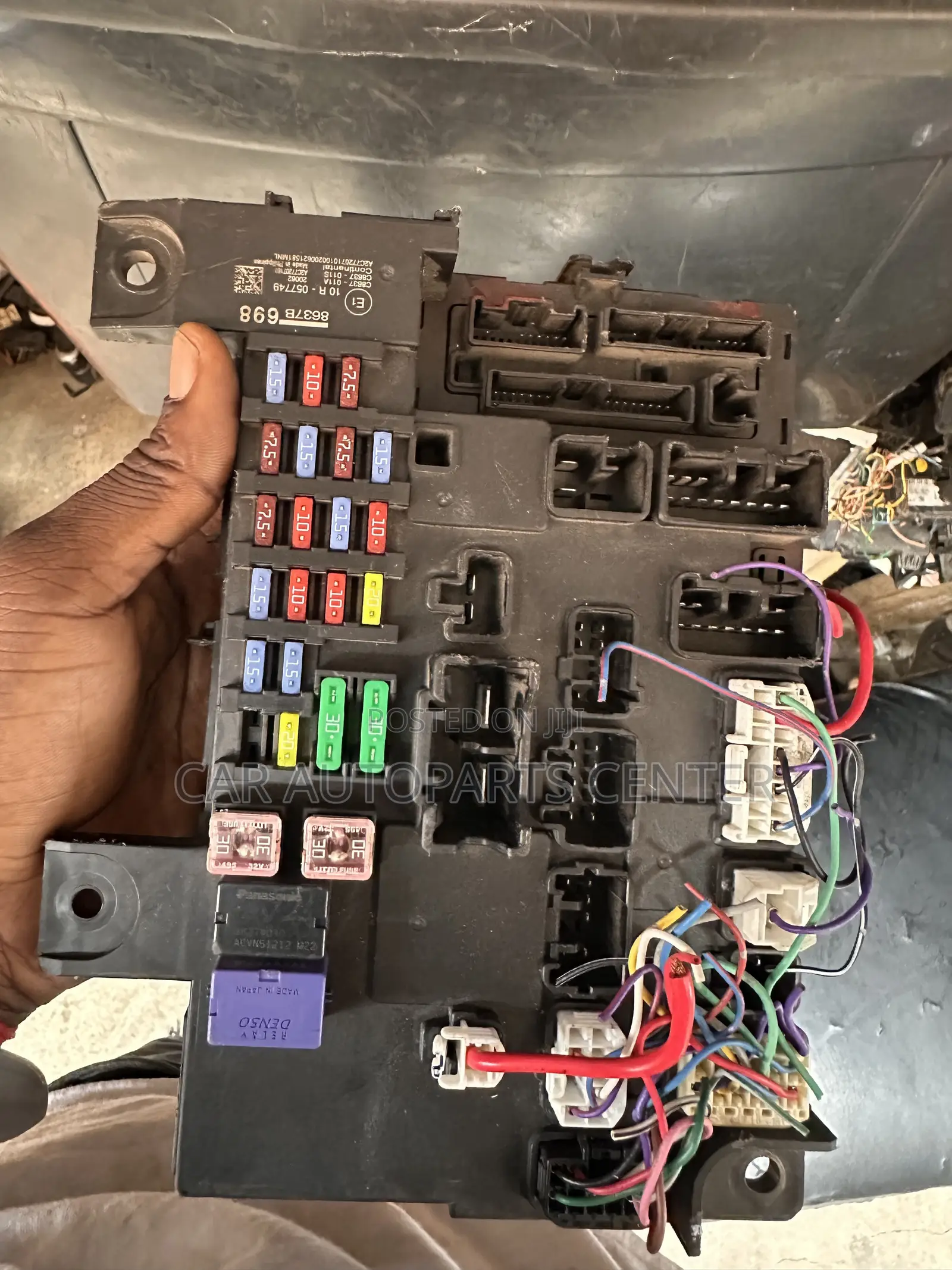 Mitsubishi Outlander 2017-19 Dashboard Fusebox