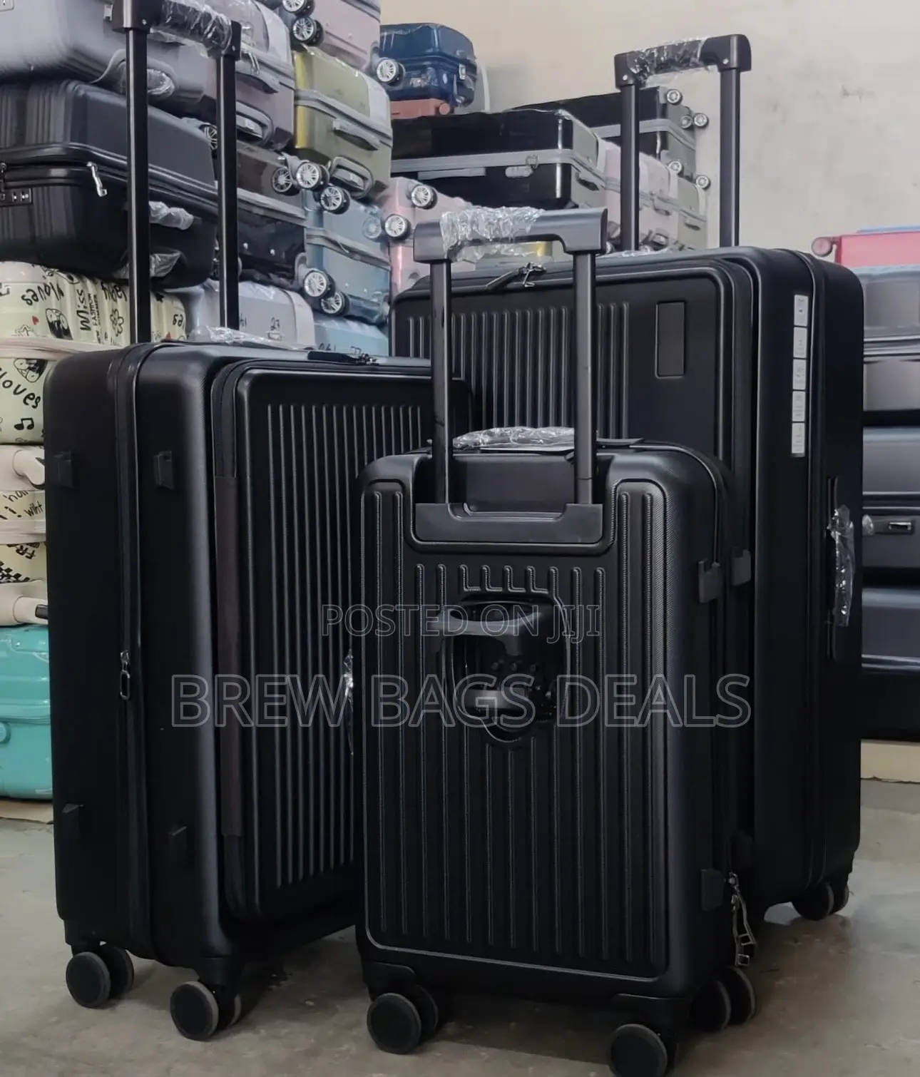 Premium Quality 3set Unbreakable Front Zip Traveling Bag.