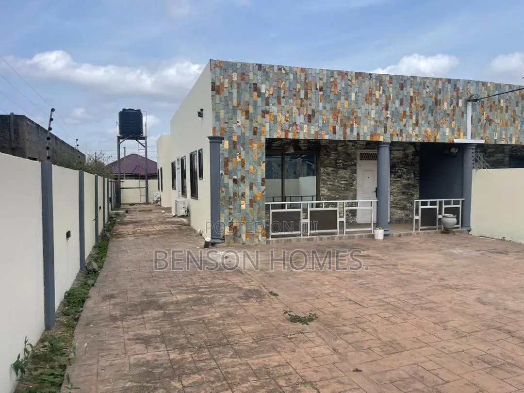 2bdrm House in Pokuase for rent