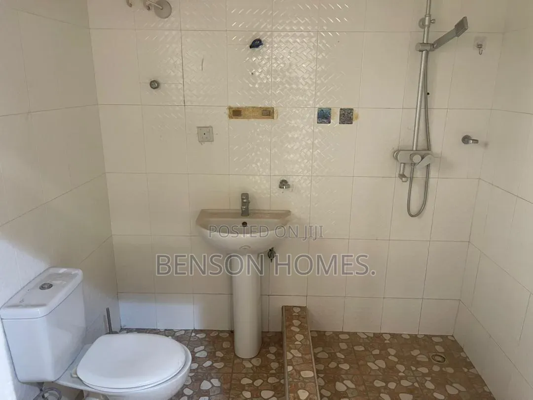 2bdrm House in Pokuase for rent