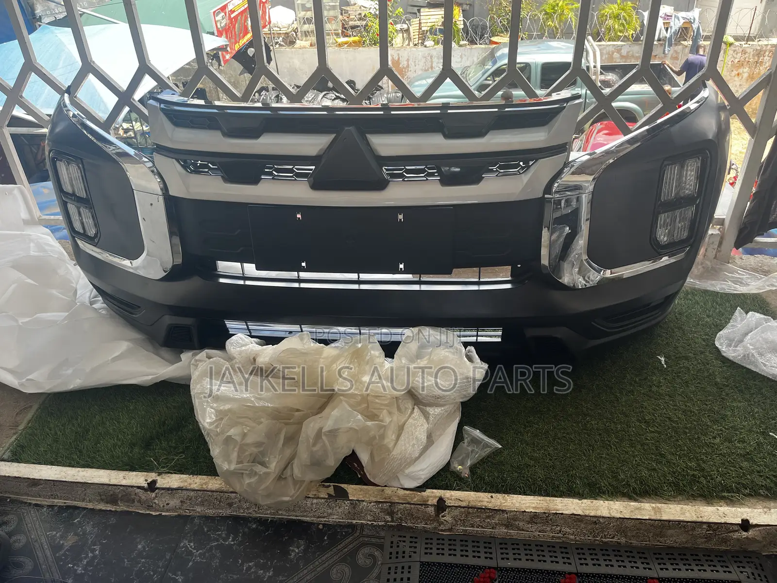 2020-2024 Mitsubishi Outlander Asx Complete Bumper