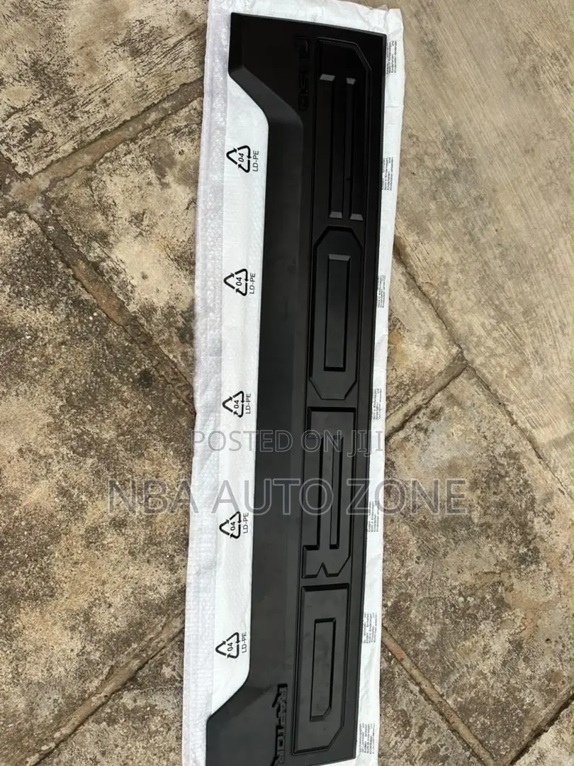 Ford F-150 Raptor 2016-2020 Tailgate Trim Panel