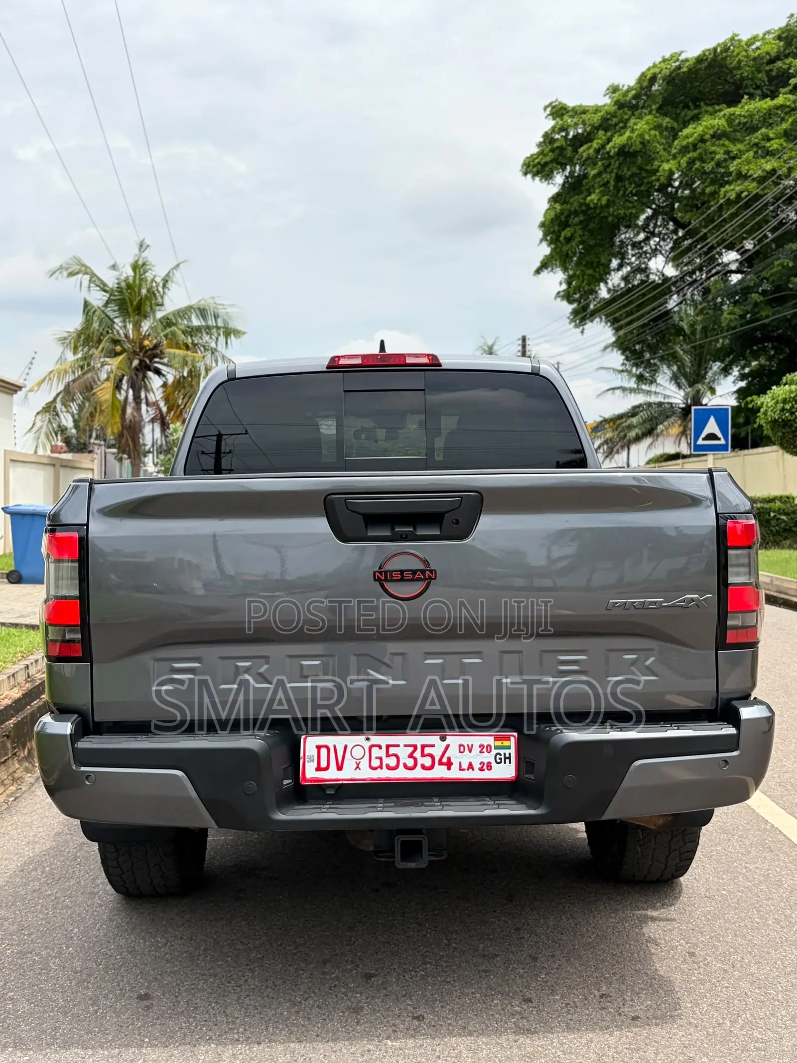 Nissan Frontier PRO-4X 2023 Gray